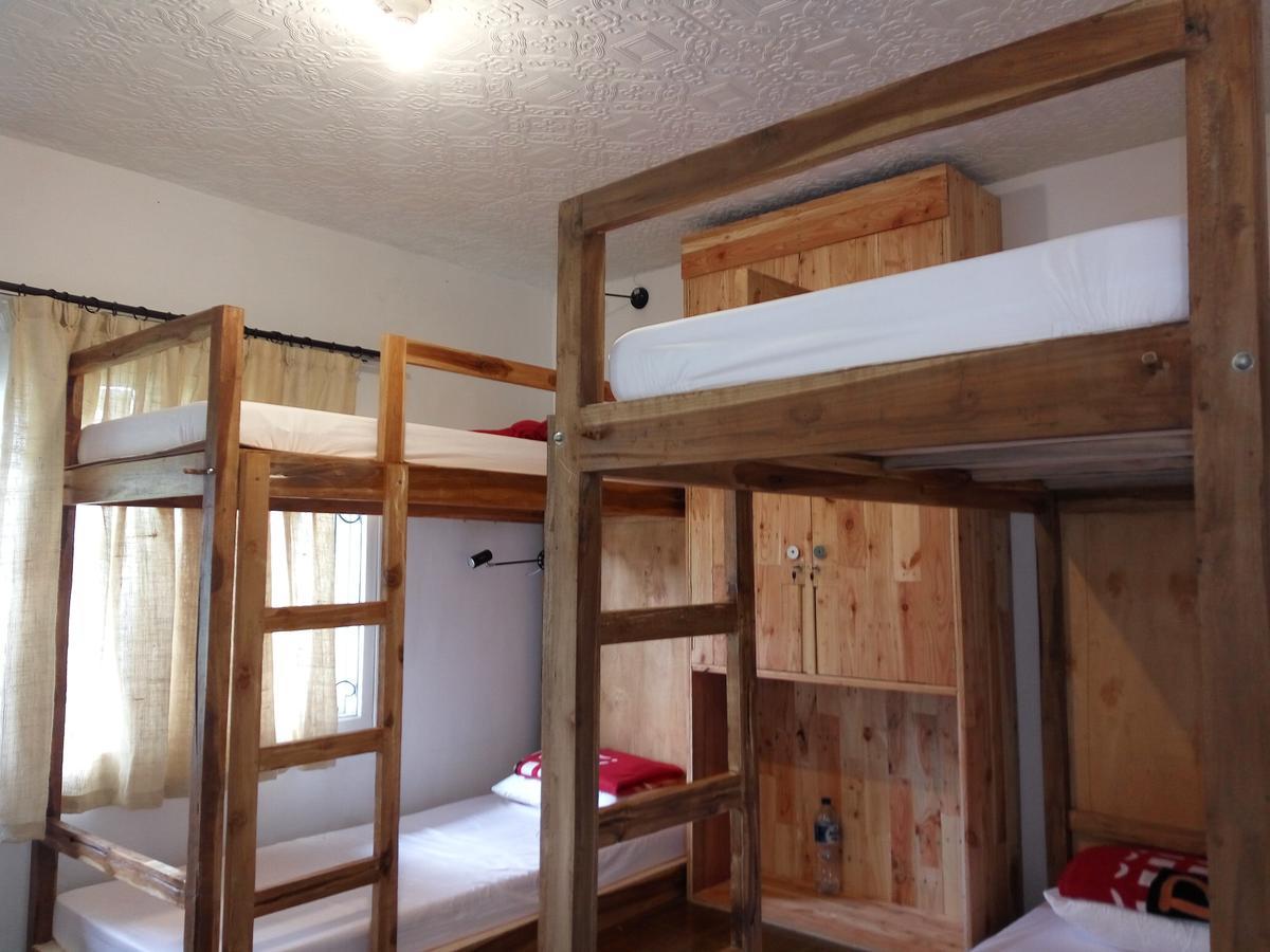 Tani Jiwo Hostel Diyeng Kültér fotó