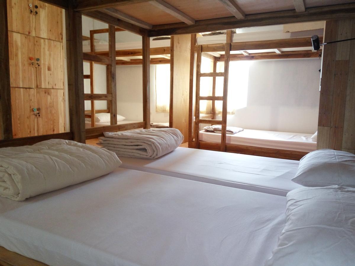 Tani Jiwo Hostel Diyeng Kültér fotó