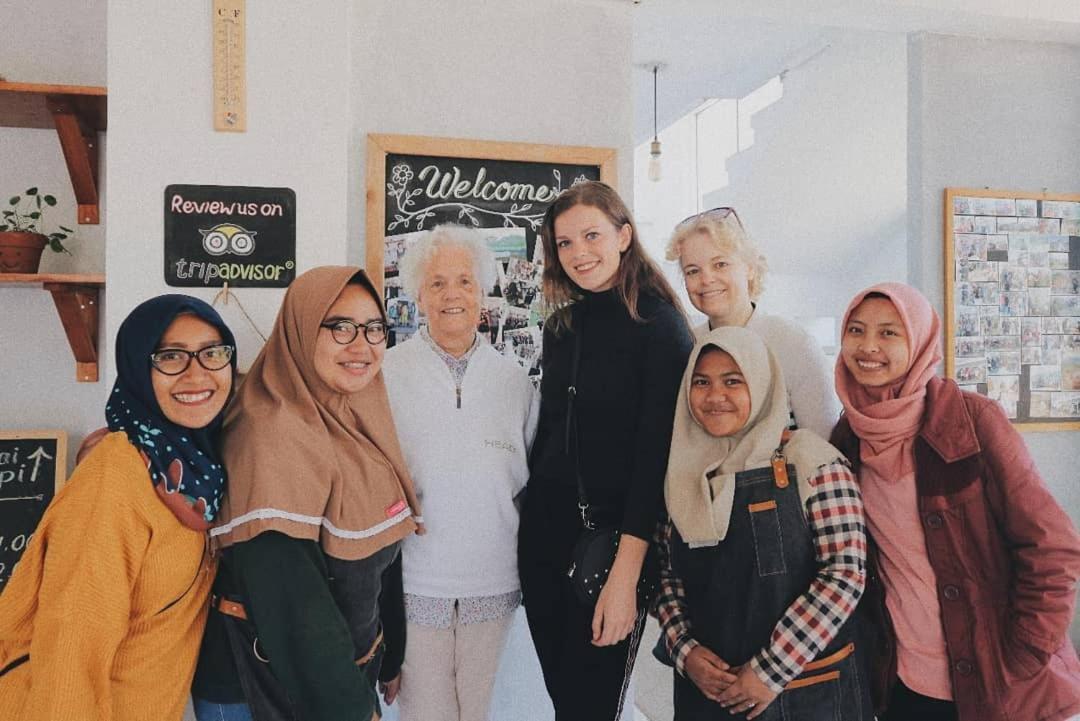 Tani Jiwo Hostel Diyeng Kültér fotó