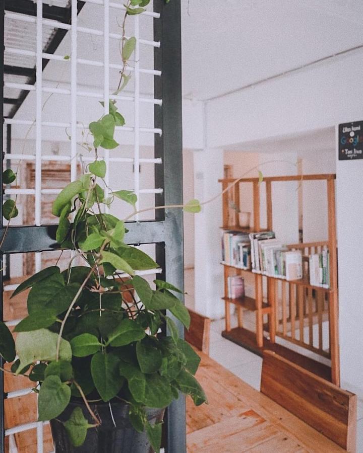 Tani Jiwo Hostel Diyeng Kültér fotó