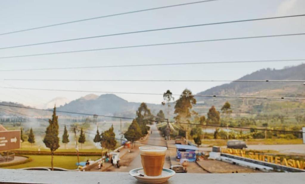 Tani Jiwo Hostel Diyeng Kültér fotó