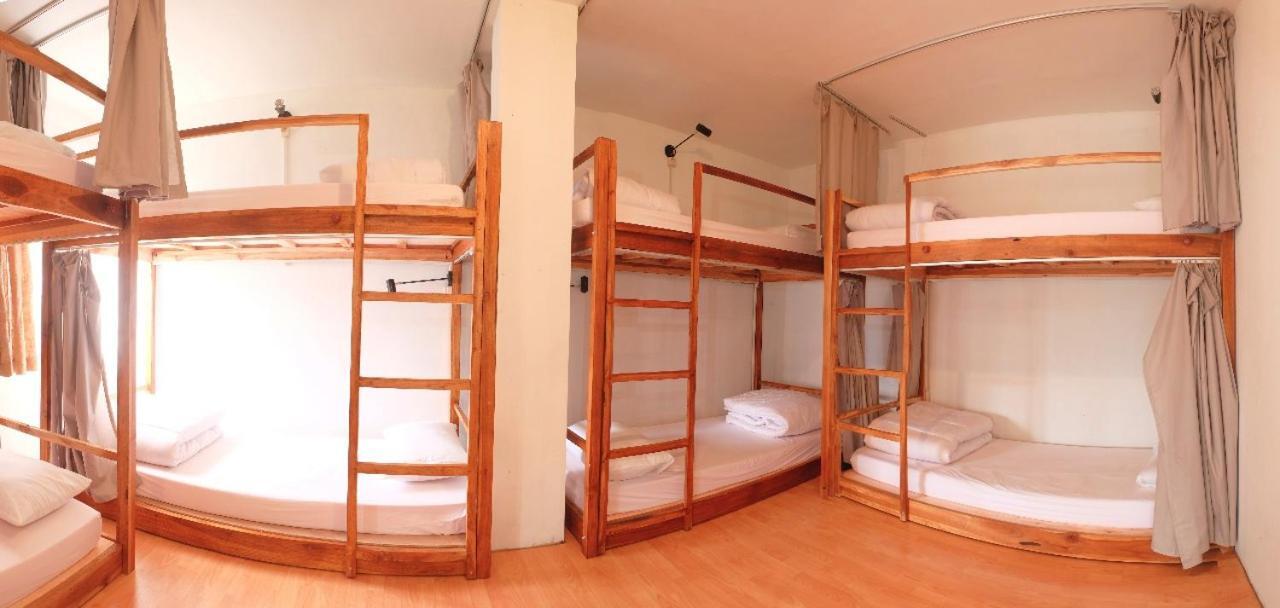 Tani Jiwo Hostel Diyeng Kültér fotó