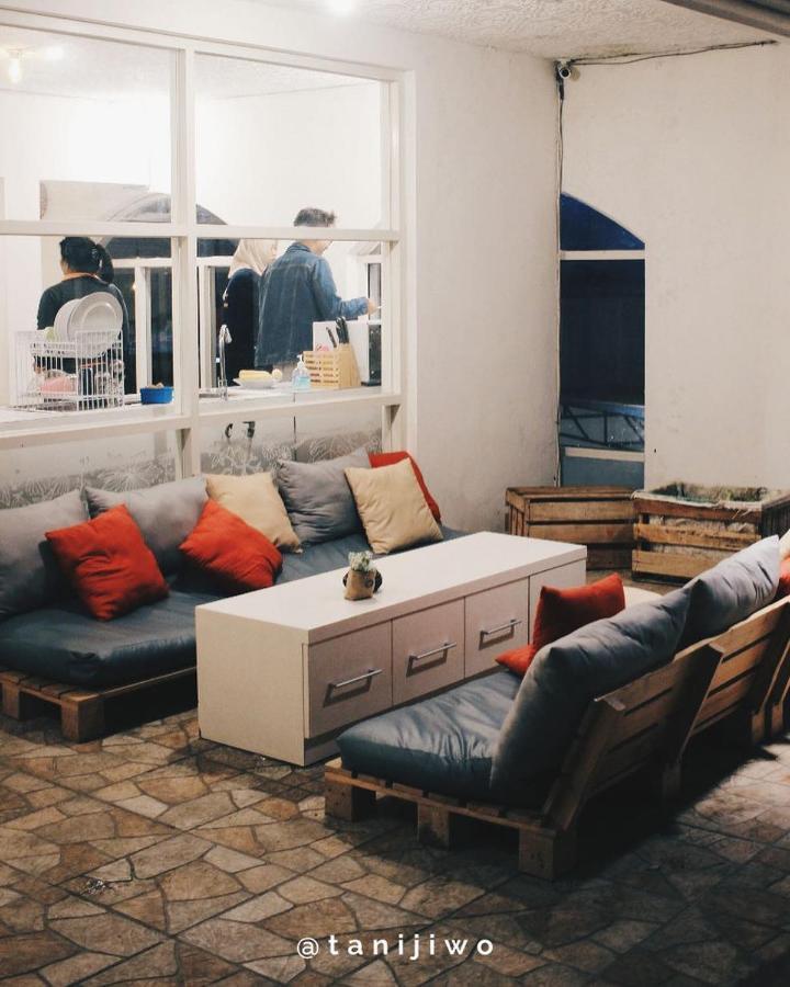 Tani Jiwo Hostel Diyeng Kültér fotó